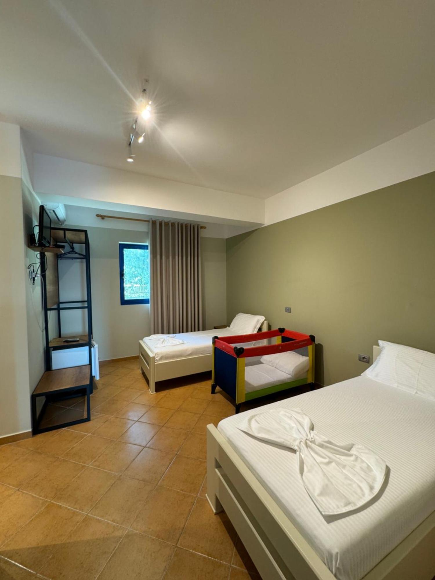 Hotel Cekodhima ราดฮีมือ ภายนอก รูปภาพ