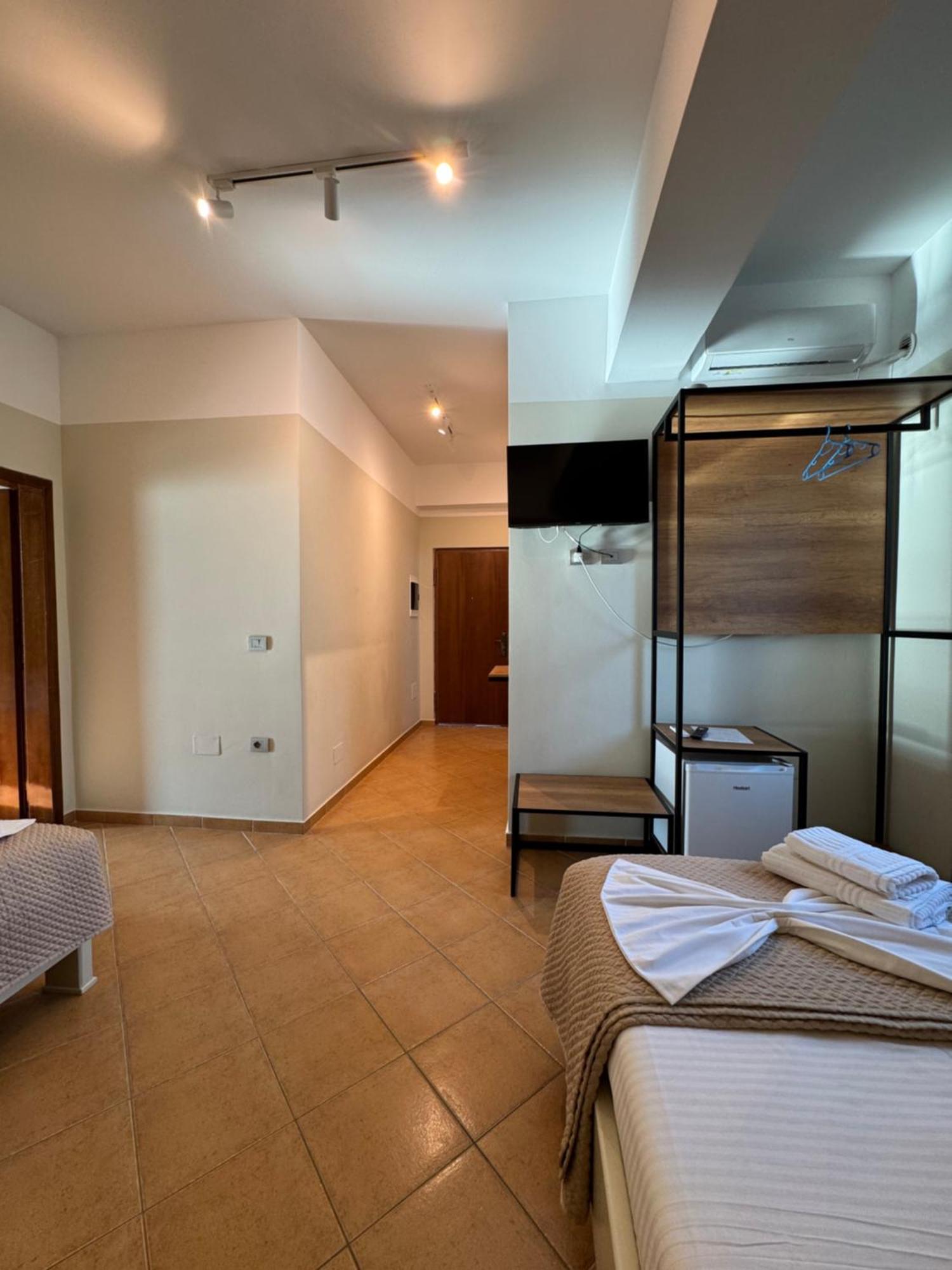 Hotel Cekodhima ราดฮีมือ ภายนอก รูปภาพ